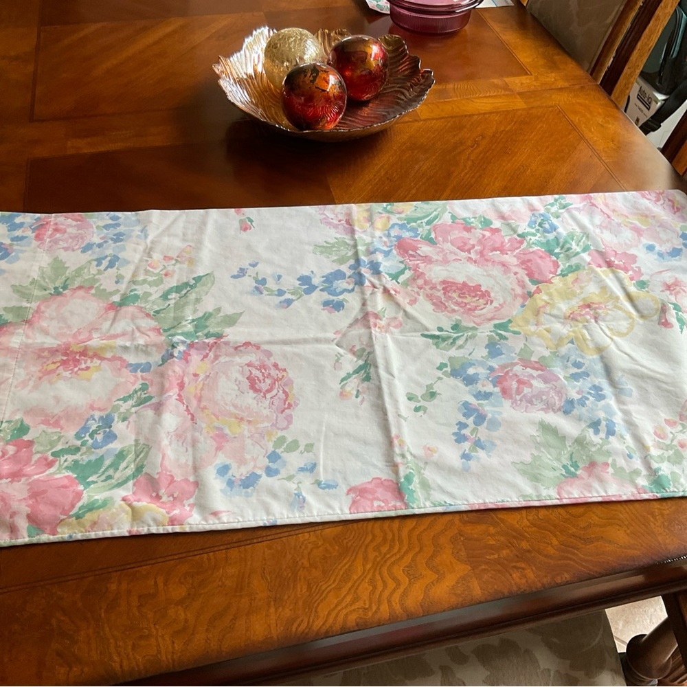 Vintage Fieldcrest Percale Floral Blue Pink Yellow King Pillowcases Set of 2 - Picture 9 of 11